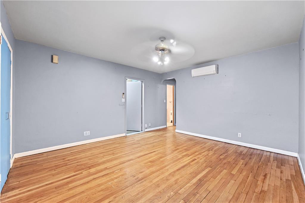 2739 Brown Street, Brooklyn, New York, 11235 image 25