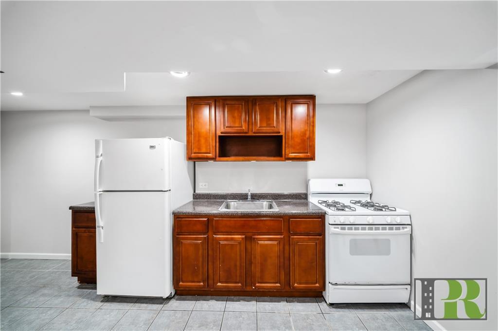 1663 Burnett Street, Brooklyn, New York, 11229 image 15