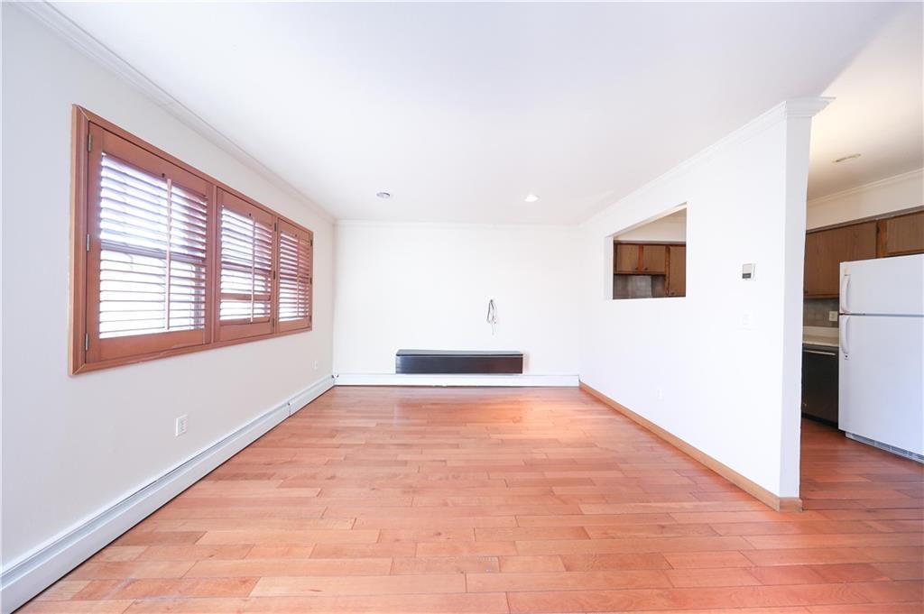 189 Quintard Street Image 5