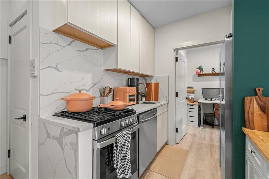 300 8th Avenue 1M, Brooklyn, New York, 11215 image 13