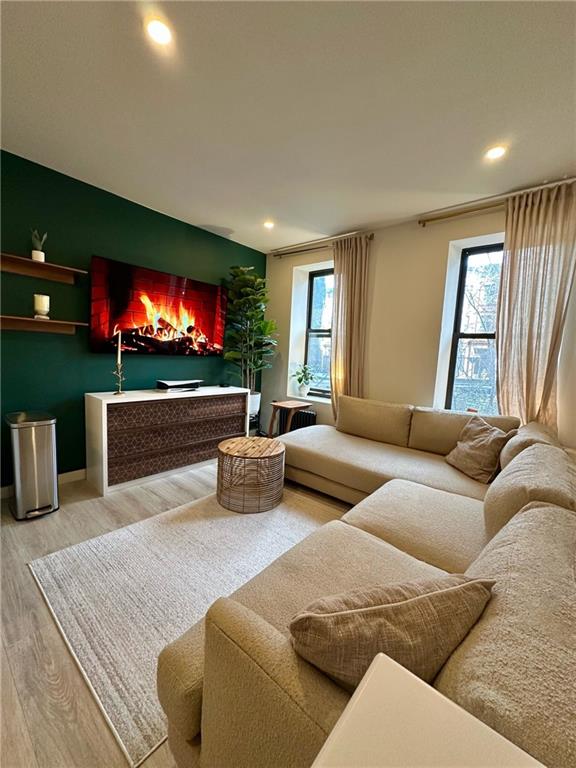 300 8th Avenue 1M Image 4