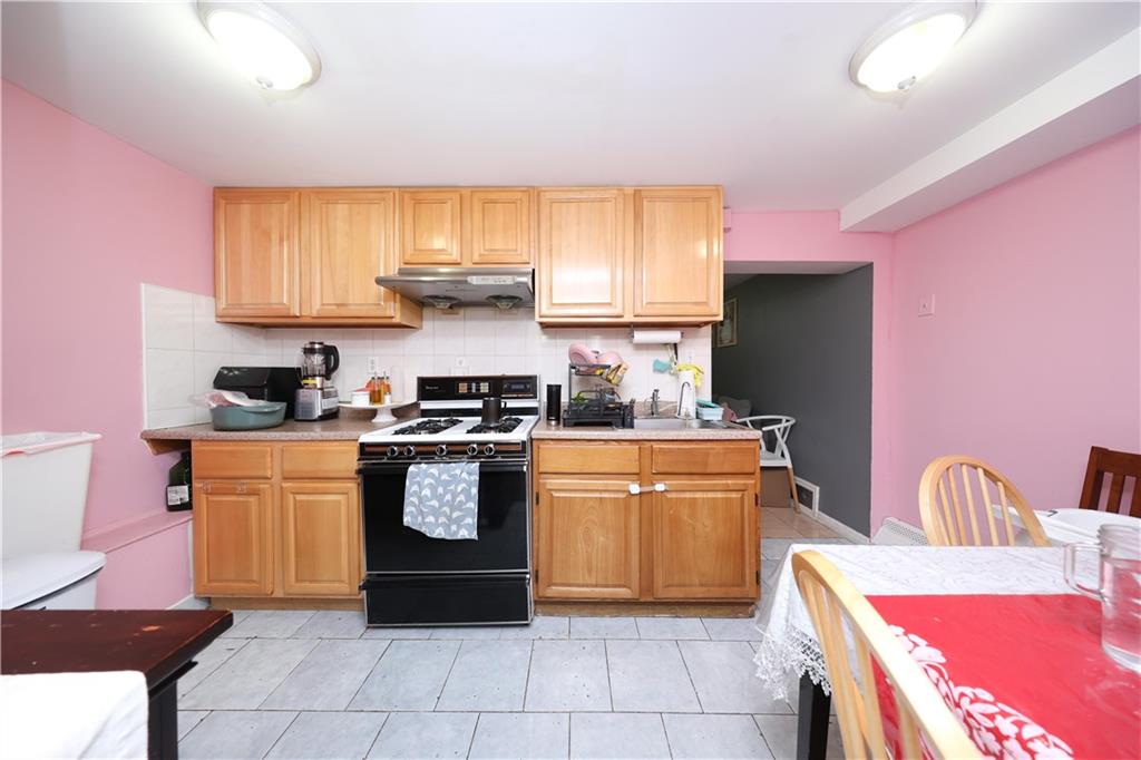 2419 West 3rd Street, Brooklyn, New York, 11223 image 23