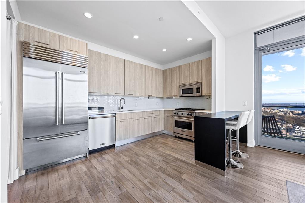 1501 Voorhies Avenue 27D, Brooklyn, New York, 11235 image 16