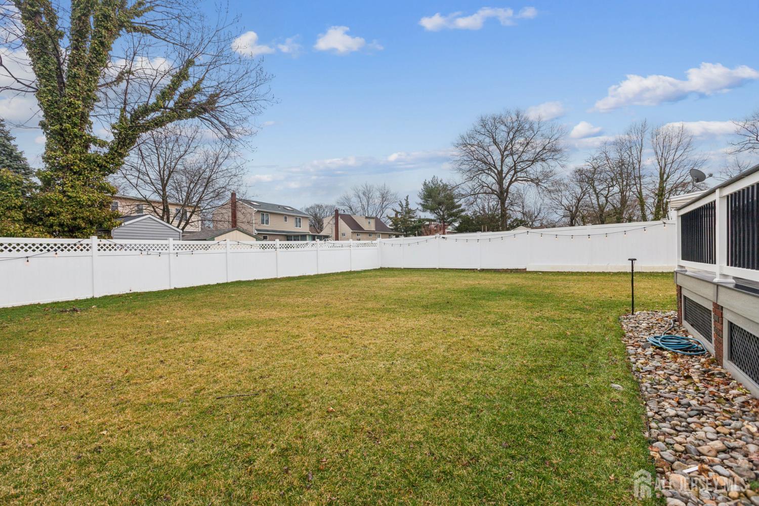 32 Tanglewood Lane, Colonia, NJ, 07067 image 17