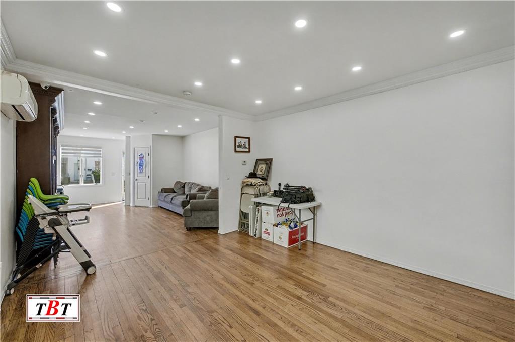 1844 East 19th Street Image 5