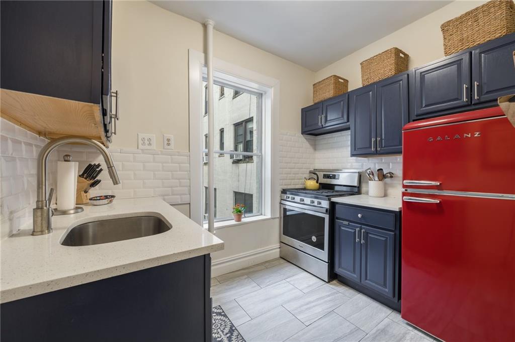 77 Eastern Parkway 2D, Brooklyn, New York, 11238 image 7