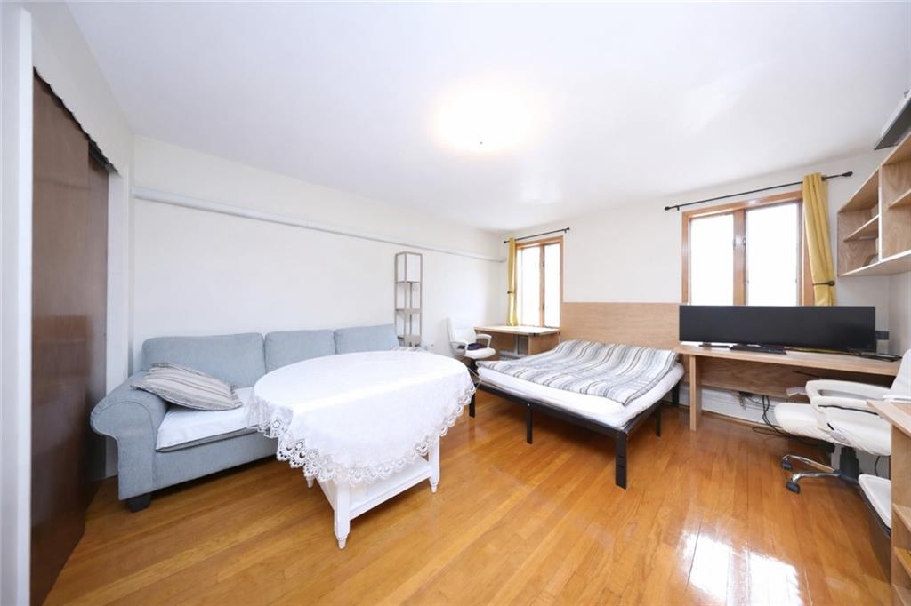 2540 East 11th Street, Brooklyn, New York, 11235 image 22