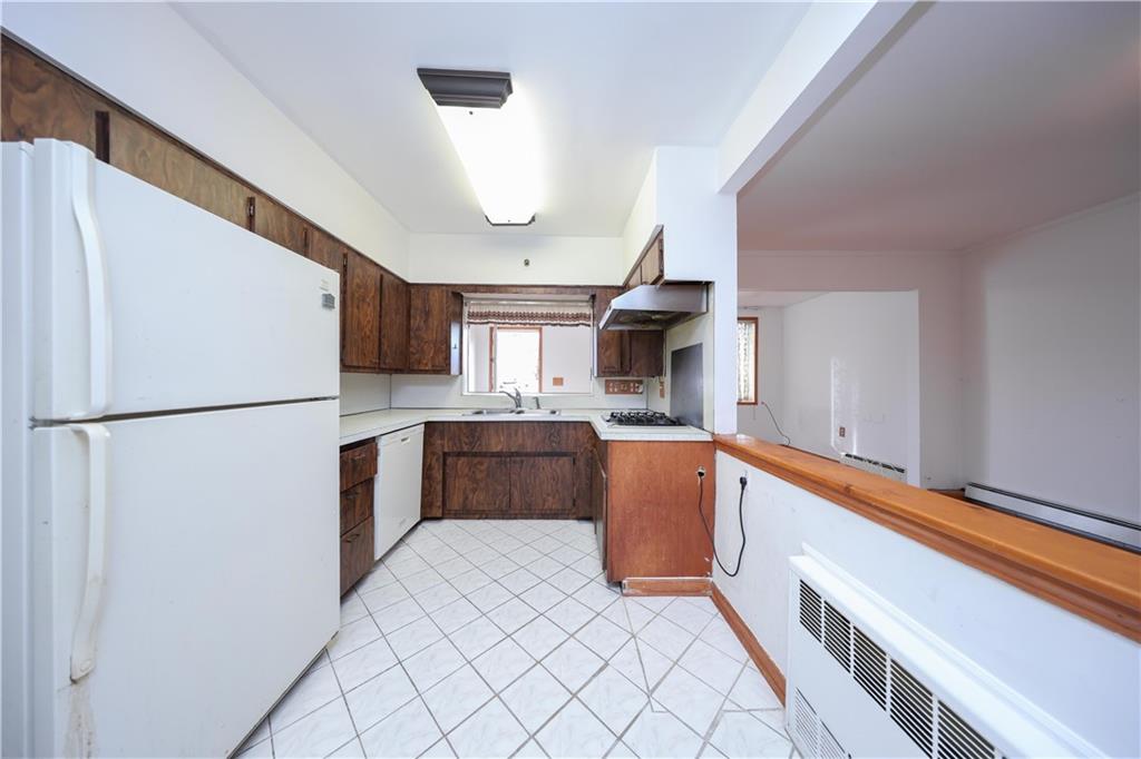 2540 East 11th Street, Brooklyn, New York, 11235 image 8