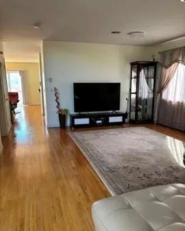 57 Churchill Avenue Image 4