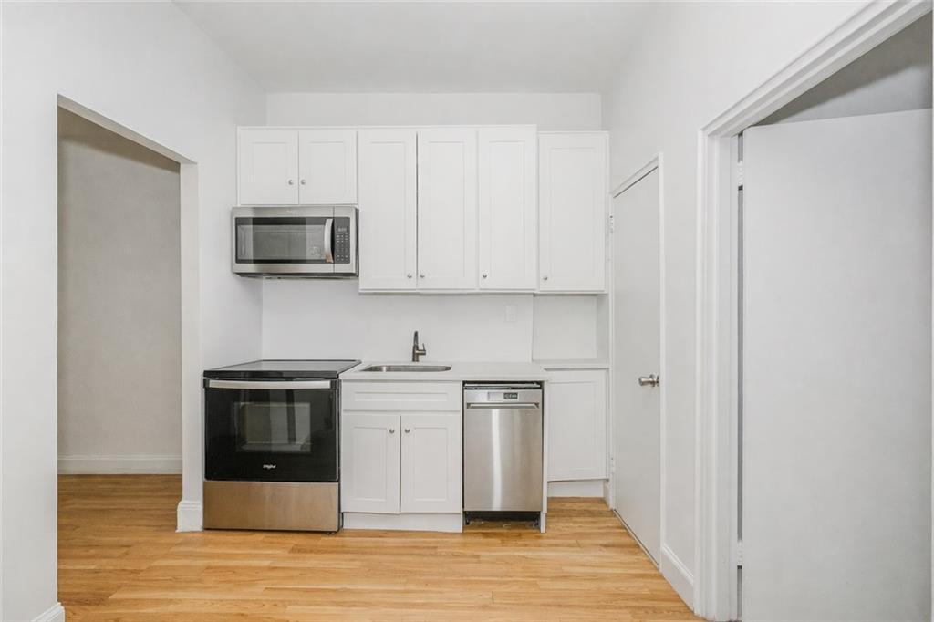 566 7th Street, Brooklyn, New York, 11215 image 18