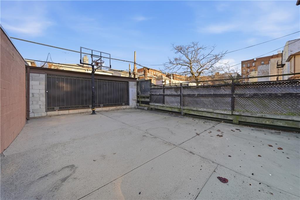 2221 East 21st Street, Brooklyn, New York, 11229 image 15