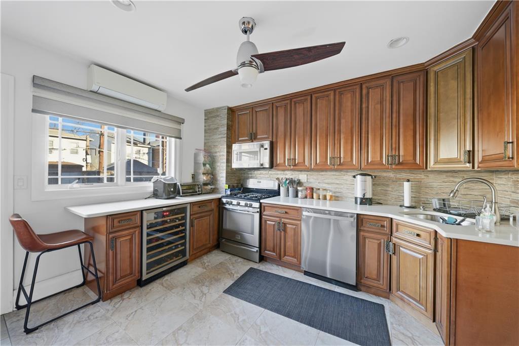 2221 East 21st Street, Brooklyn, New York, 11229 image 7