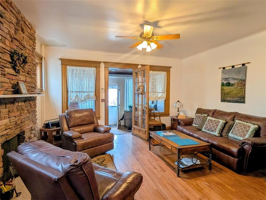 1735 West 11th Street Image 3