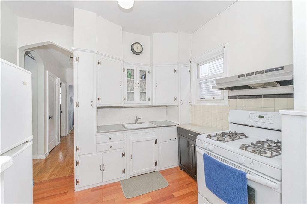 2131 East 36th Street, Brooklyn, New York, 11234 image 8