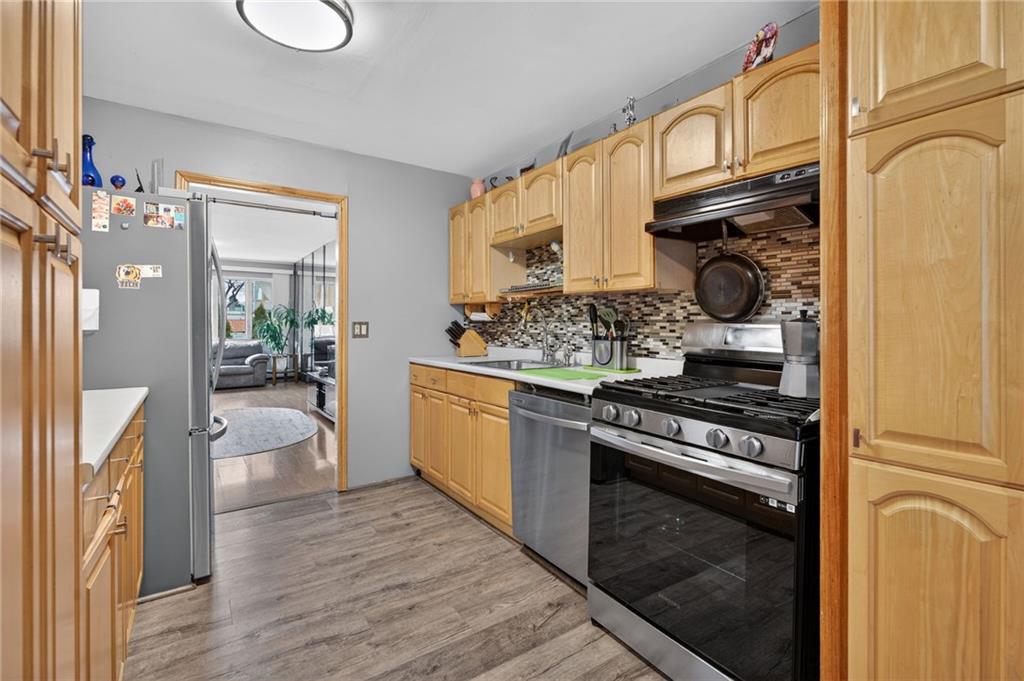 1116 Banner Avenue, Brooklyn, New York, 11235 image 14