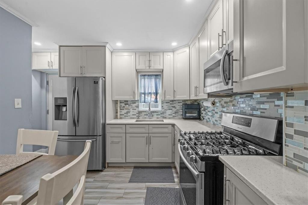 122-18 115th Avenue Image 5