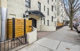 2137 33rd Street 3C Image 4