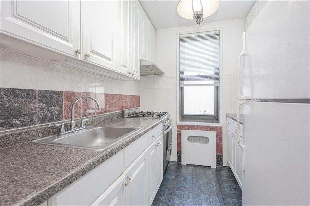 2 West End Avenue 5P Image 5