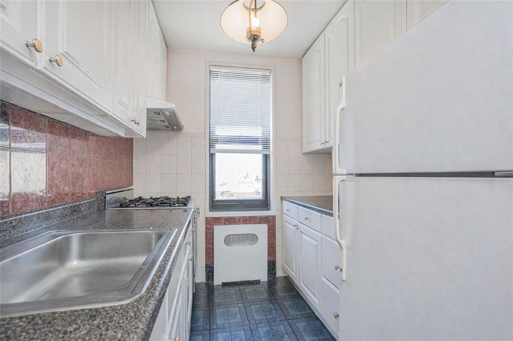 2 West End Avenue 5P, Brooklyn, New York, 11235 image 6