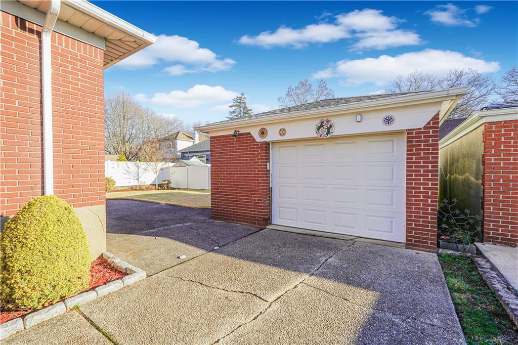 85 Malone Avenue, Staten  Island, New York, 10306 image 24