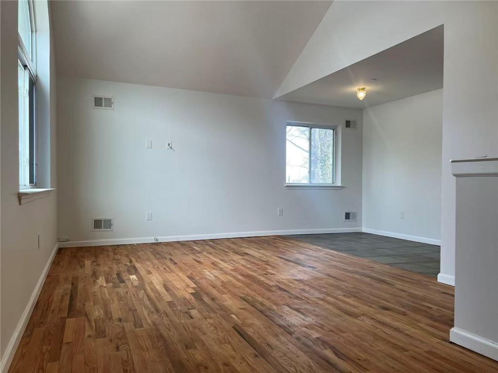 75 Brewster Street Image 5