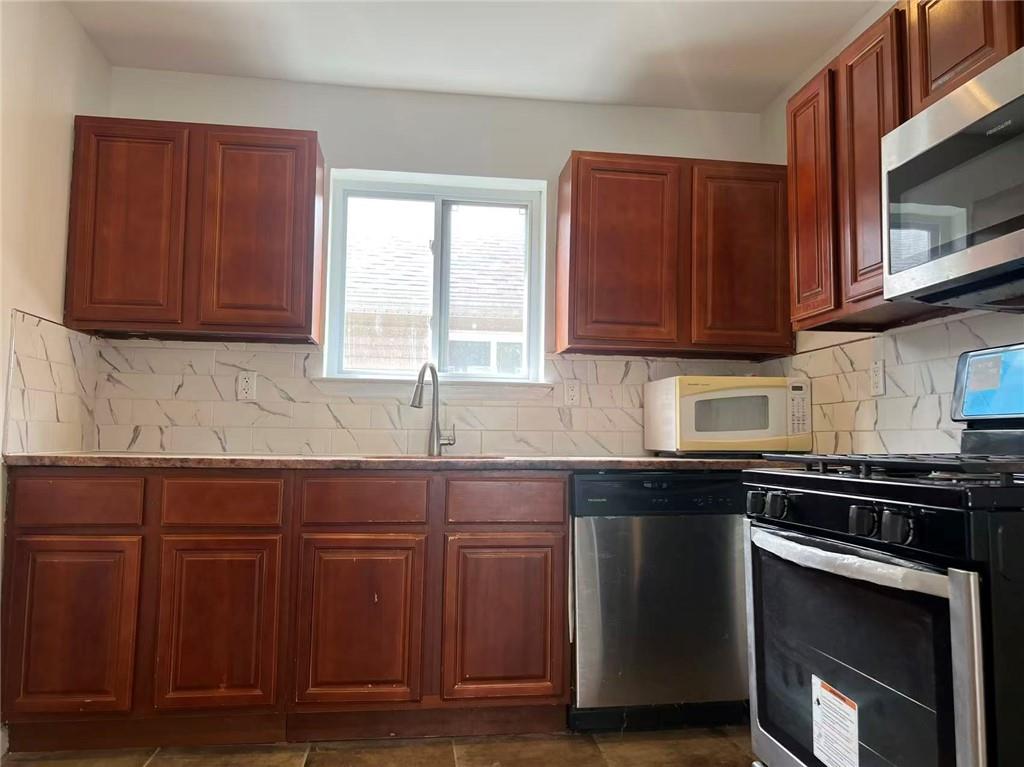 75 Brewster Street, Staten  Island, New York, 10304 image 7