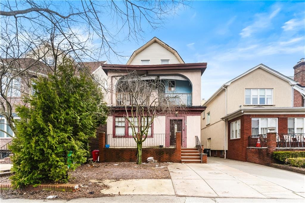 882 East 10th Street Image 2