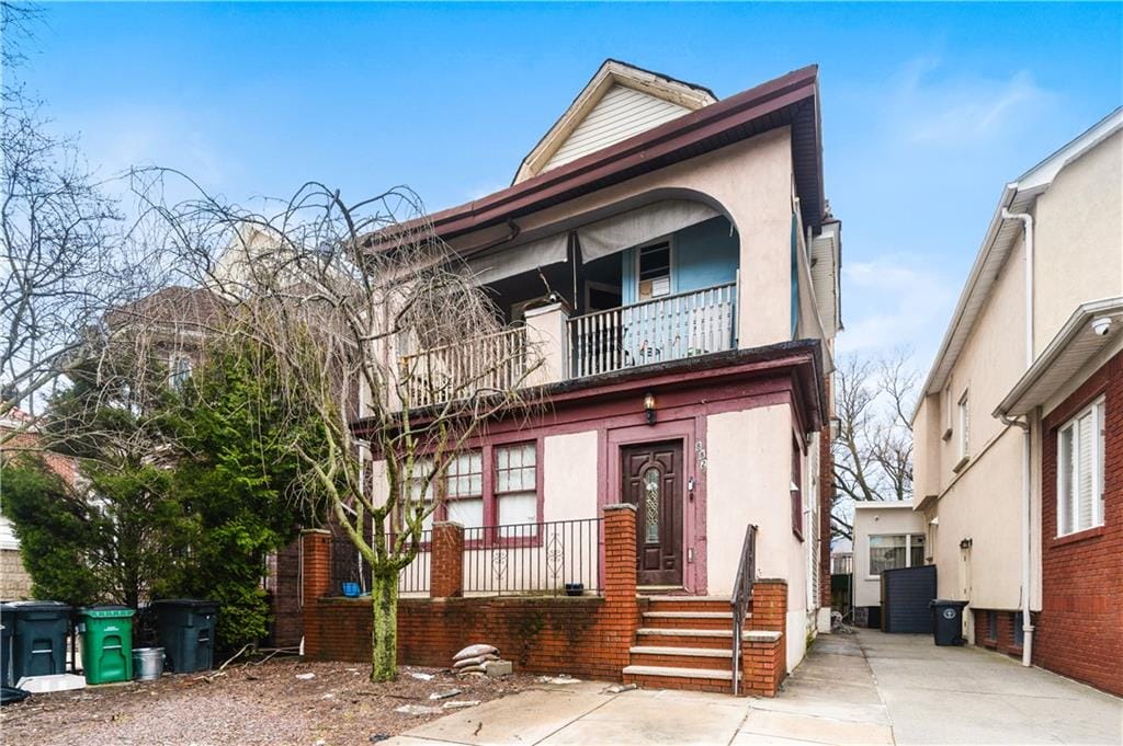 882 East 10th Street Image 4