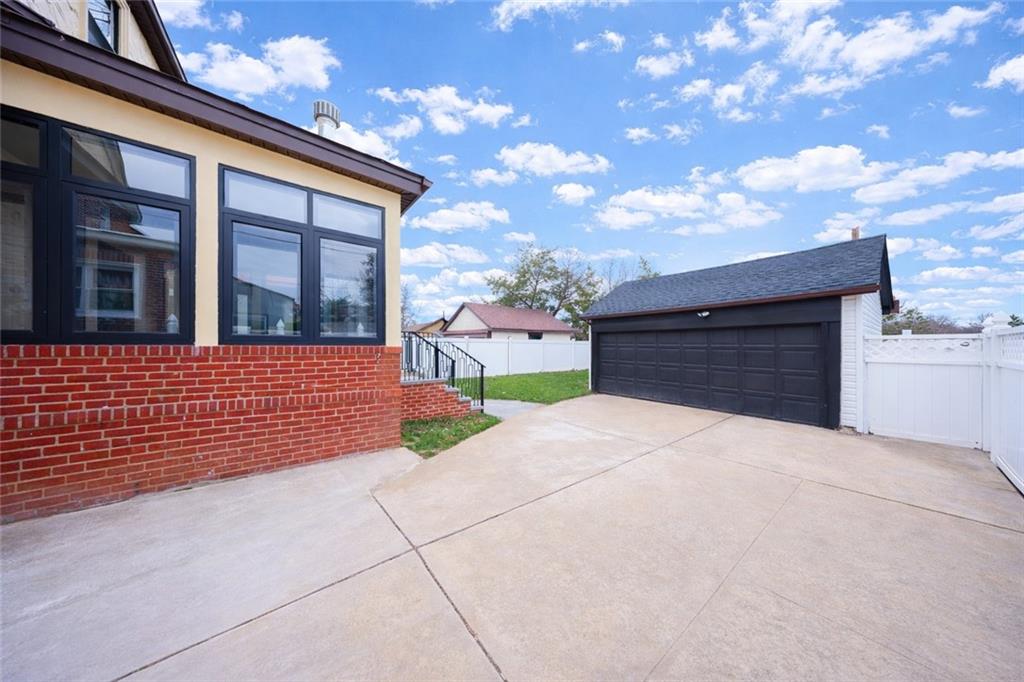 8515 Wareham Place, Jamaica Estates, New York, 11432 image 29