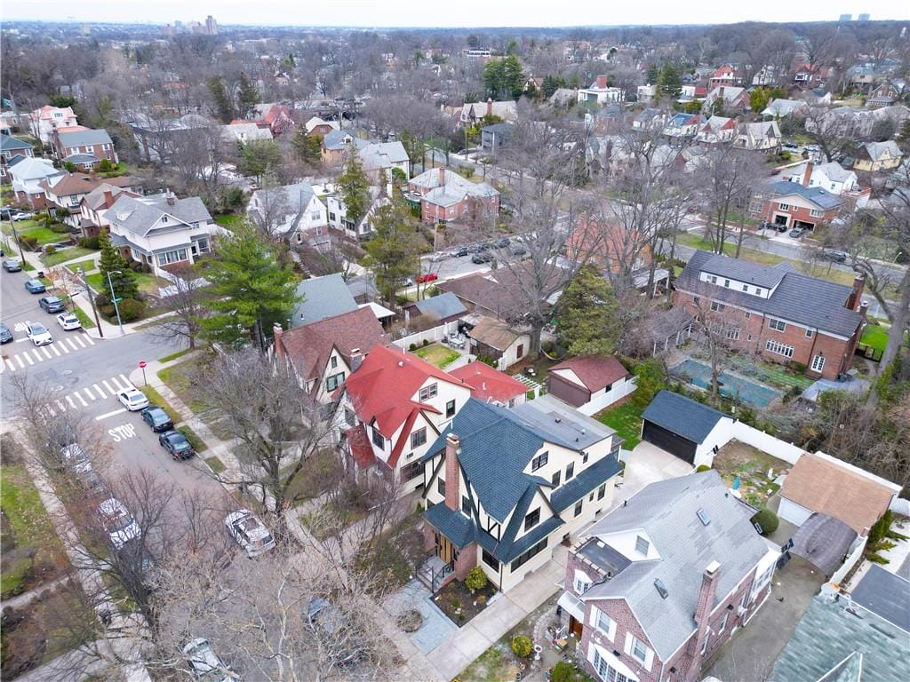 8515 Wareham Place Image 4