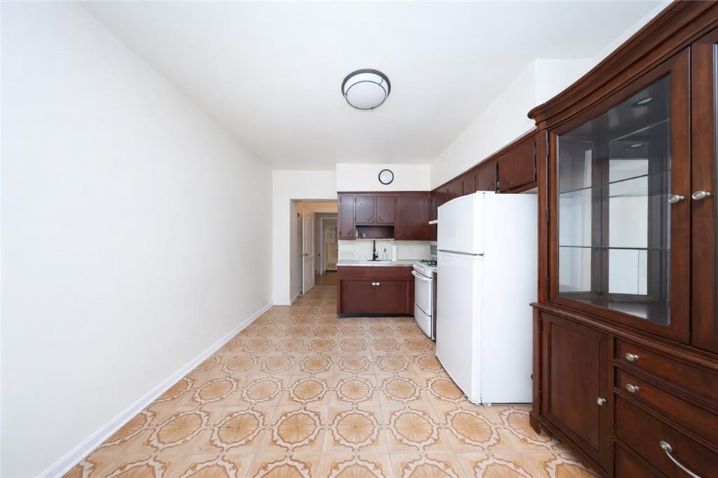 46 Bay 37th Street, Brooklyn, New York, 11214 image 27