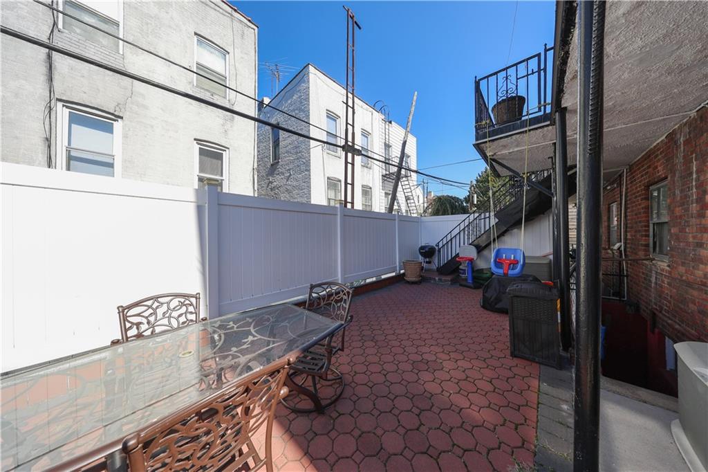 46 Bay 37th Street, Brooklyn, New York, 11214 image 34