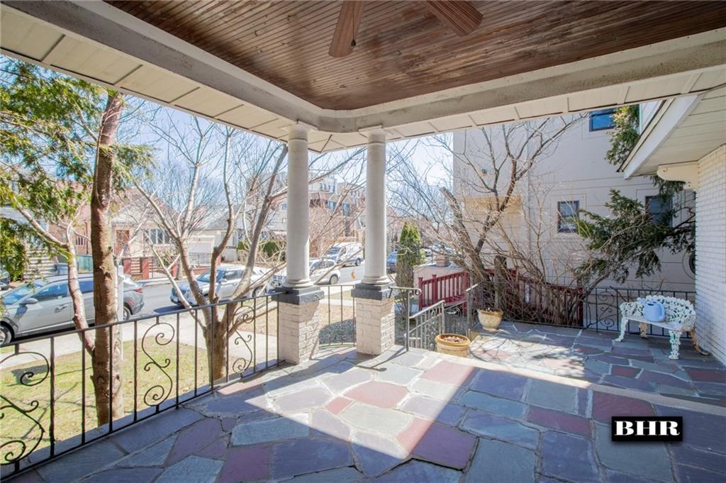 154 Beaumont Street, Brooklyn, New York, 11235 image 33