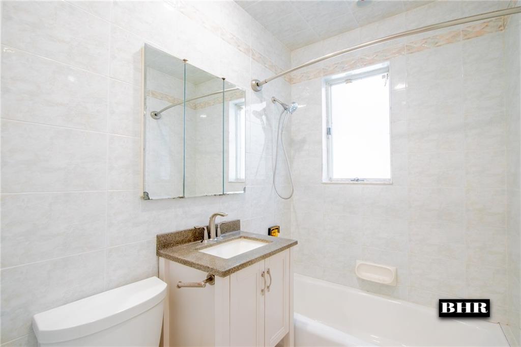 154 Beaumont Street, Brooklyn, New York, 11235 image 7