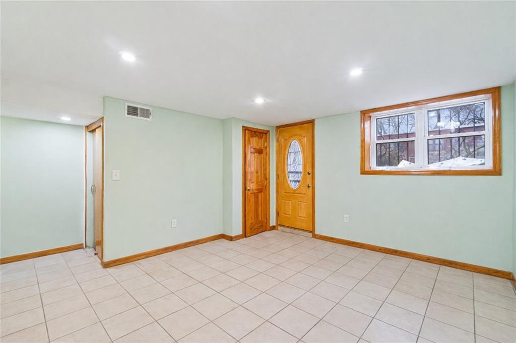 2427 East 17th Street, Brooklyn, New York, 11235 image 13