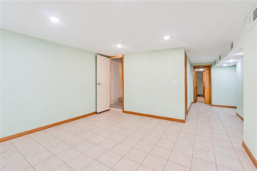 2427 East 17th Street, Brooklyn, New York, 11235 image 14