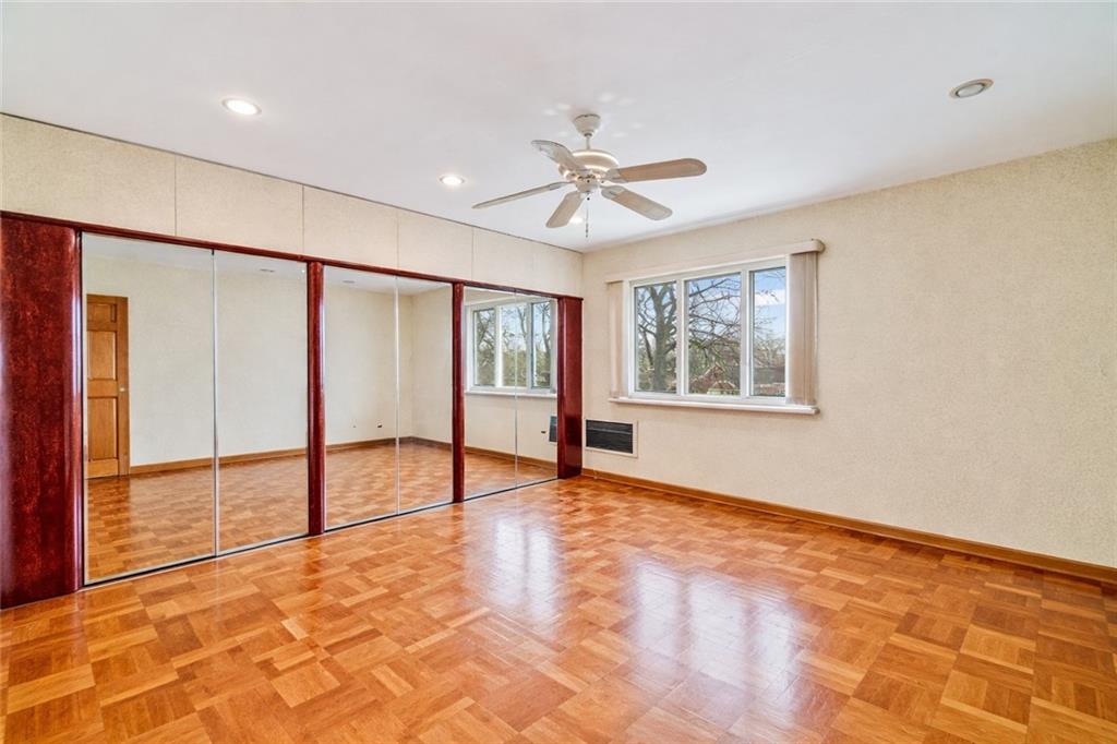 2427 East 17th Street, Brooklyn, New York, 11235 image 9