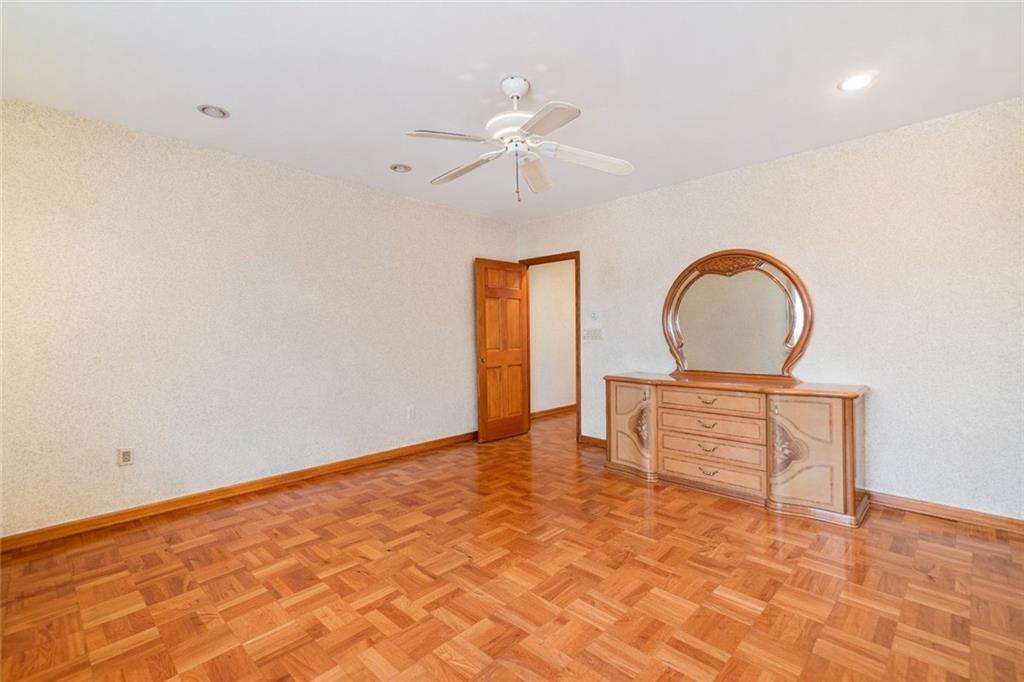 2427 East 17th Street, Brooklyn, New York, 11235 image 10