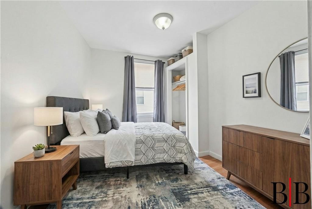 1544 Pacific Street Image 5