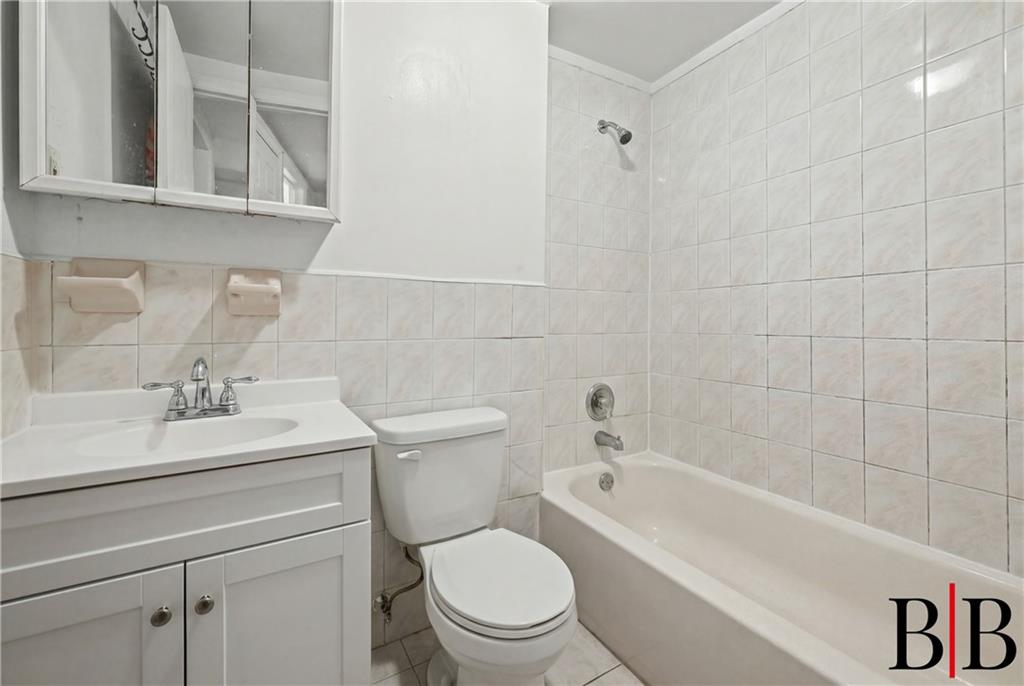 1544 Pacific Street, Brooklyn, New York, 11213 image 8