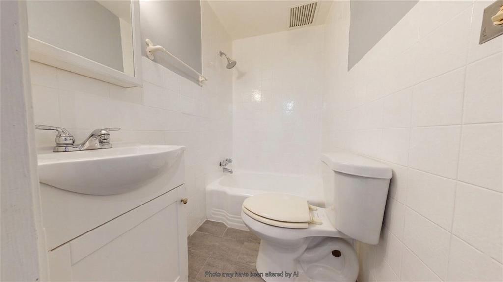 744 Driggs Avenue, Brooklyn, New York, 11211 image 11