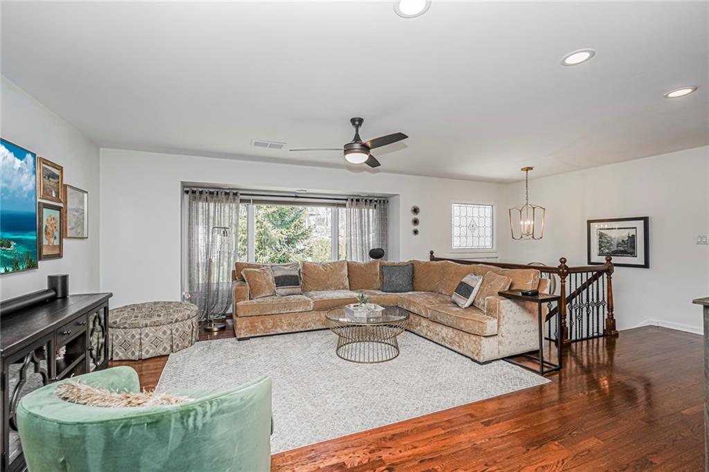 24 Pickersgill Avenue Image 3