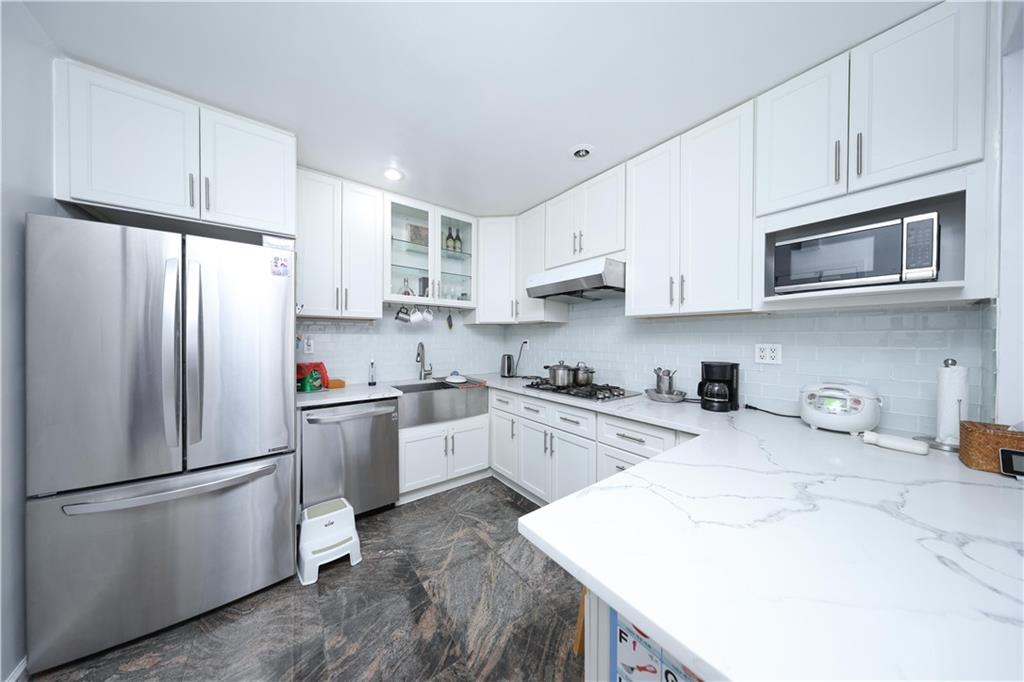 933 56th Street, Brooklyn, New York, 11219 image 12