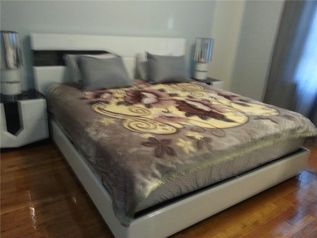 2555 Batchelder Street 6B Image 5