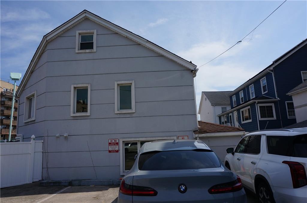 12 Webers Court, Brooklyn, New York, 11235 image 23