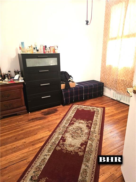 3080 Voorhies Avenue 6F Image 4