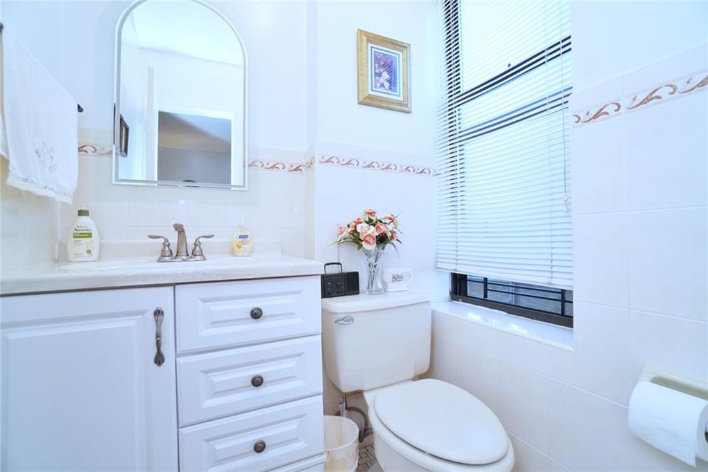 7101 Colonial Road L2E, Brooklyn, New York, 11209 image 13