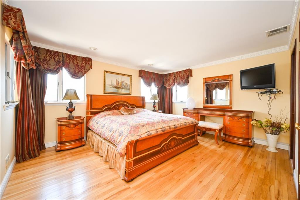 2743 East 66th Street, Brooklyn, New York, 11234 image 16