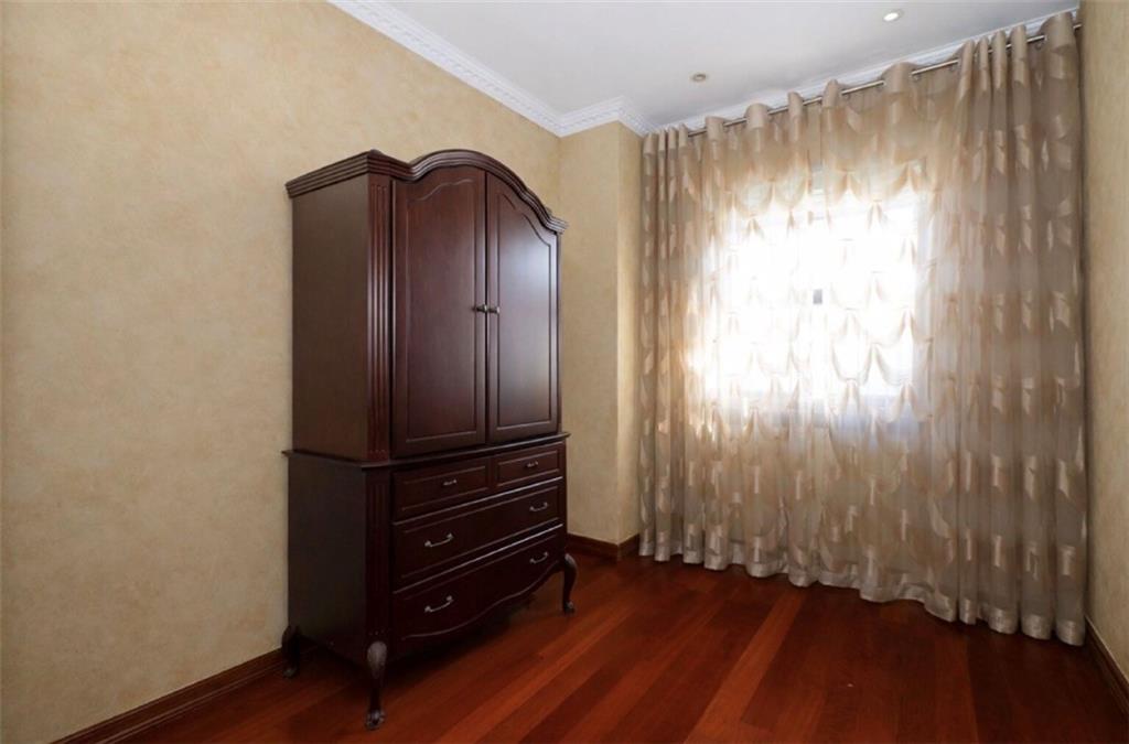 20 Corbin Place, Brooklyn, New York, 11235 image 14