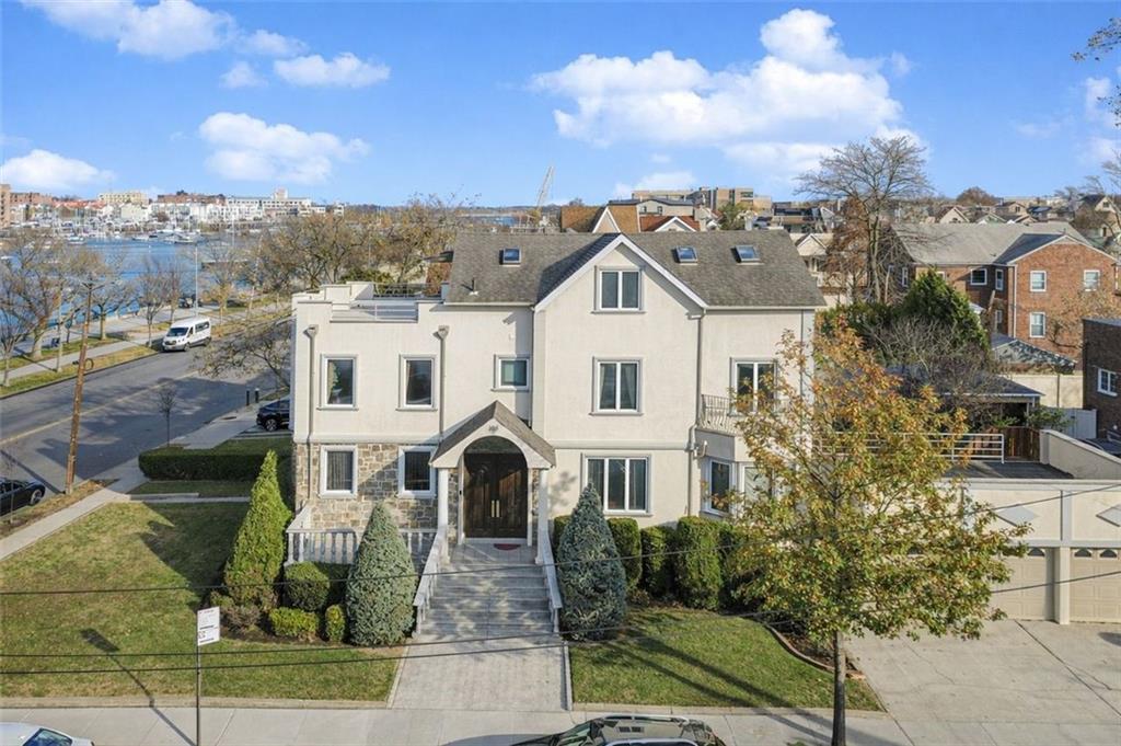 105 Kensington Street Image 1